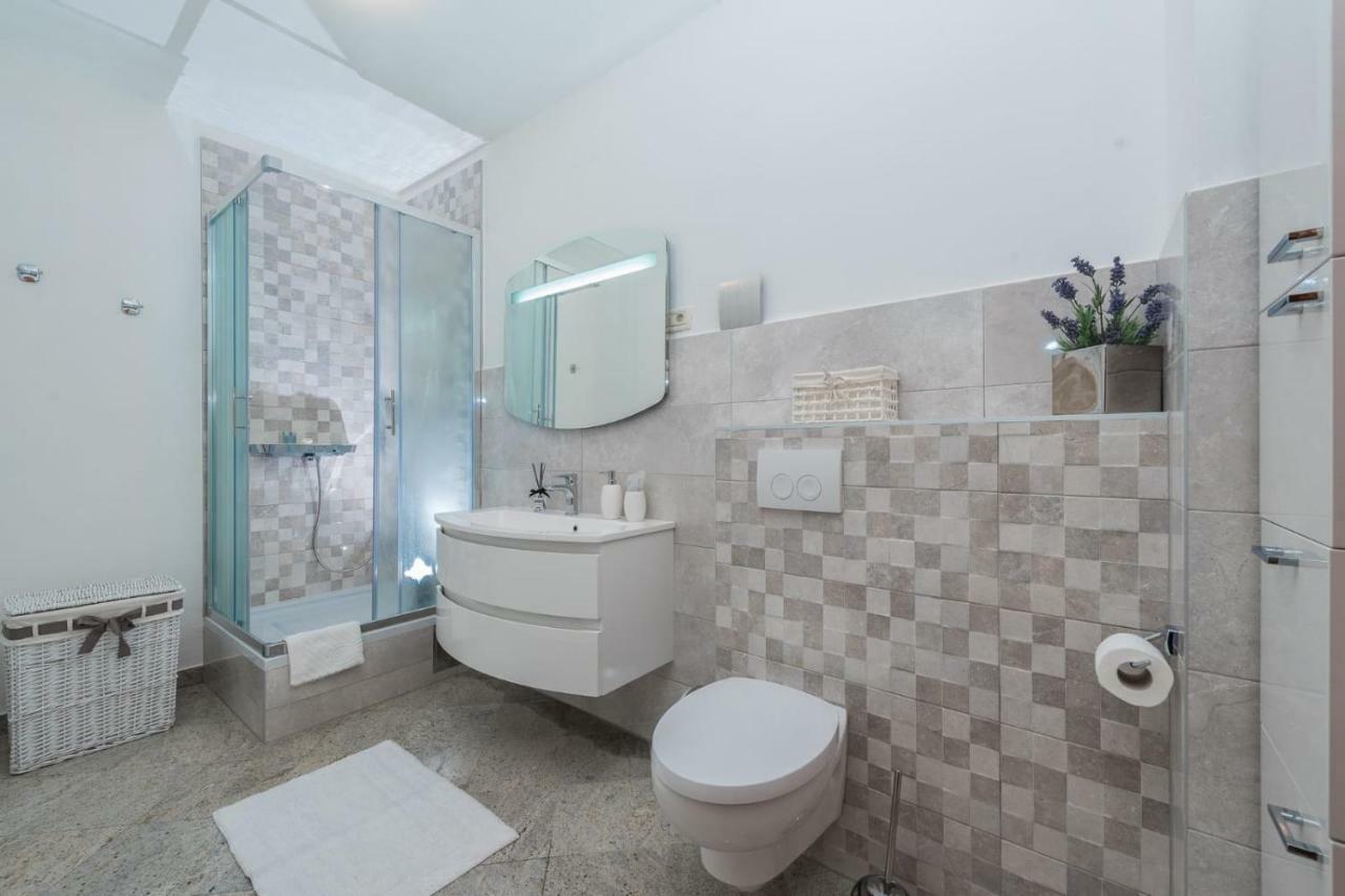 Apartments Very Good Life Преко Экстерьер фото