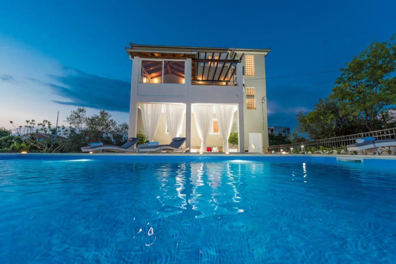 Apartments Very Good Life Преко Экстерьер фото
