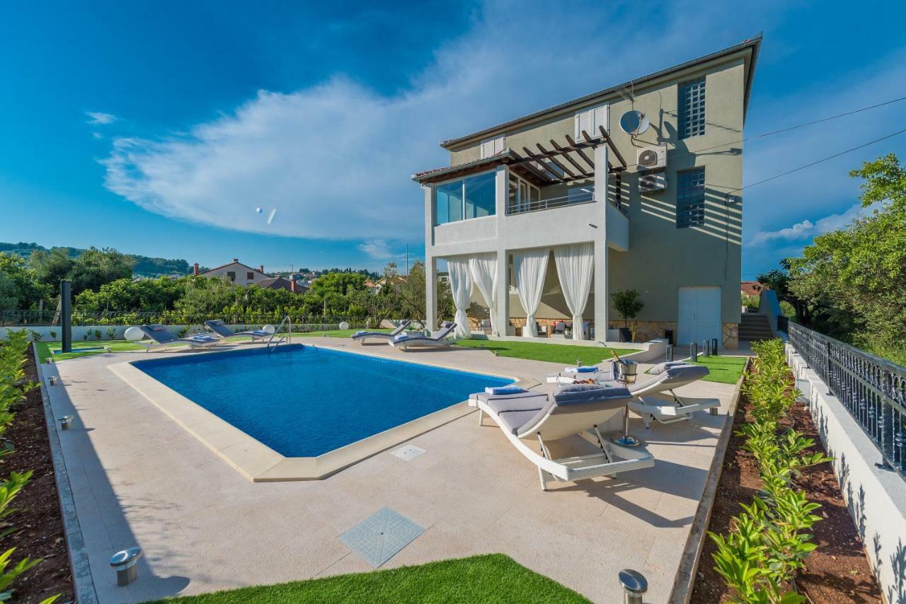 Apartments Very Good Life Преко Экстерьер фото